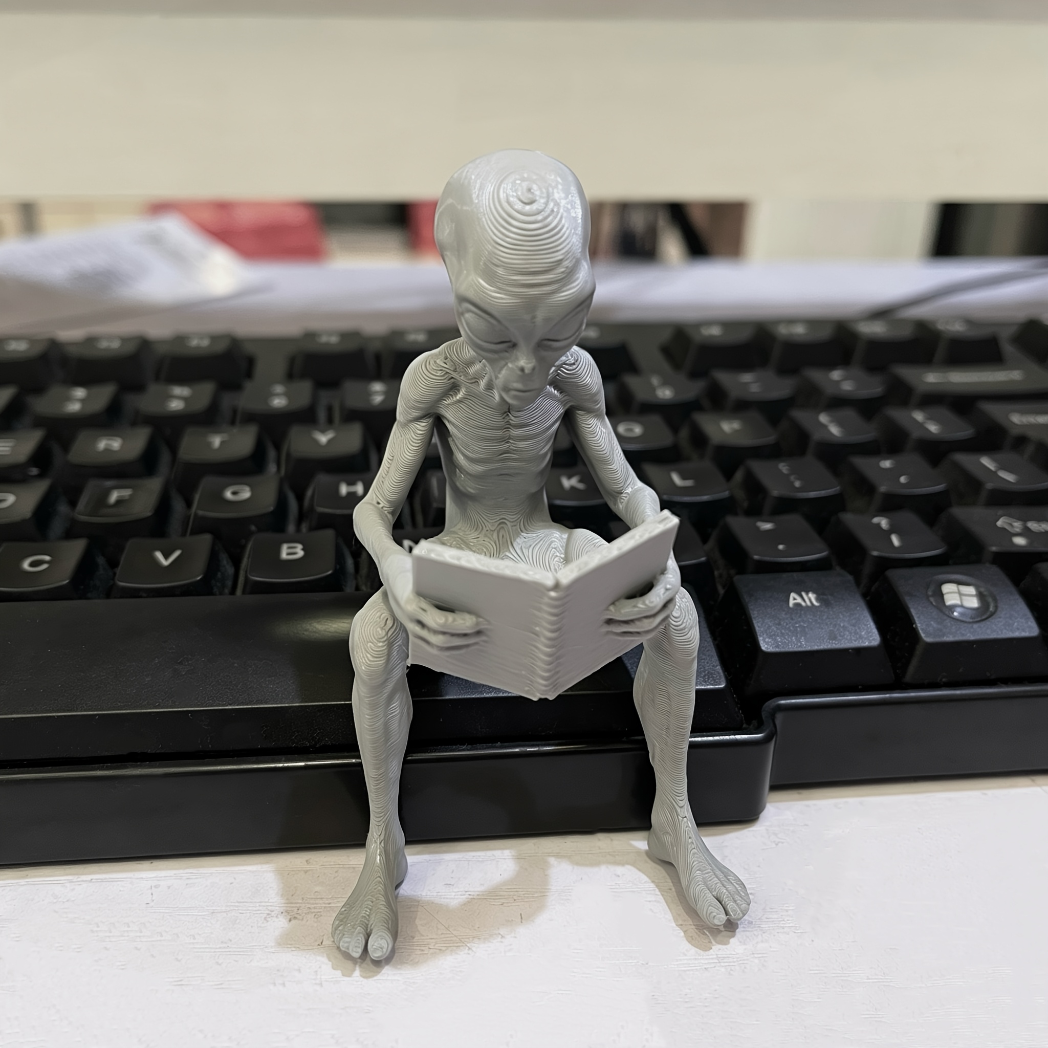 Figurines miniatures Alien imp - Retro Gaming Desk Setup avis et prix